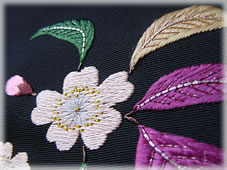 日本刺繍　花うさぎ　桜
